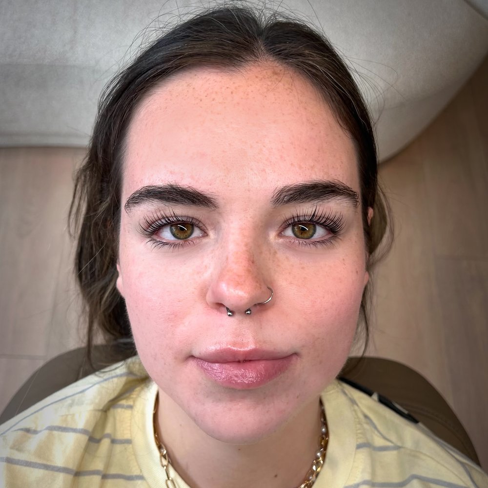 Kovara client with natural, wide-awake lashes after a lash lift